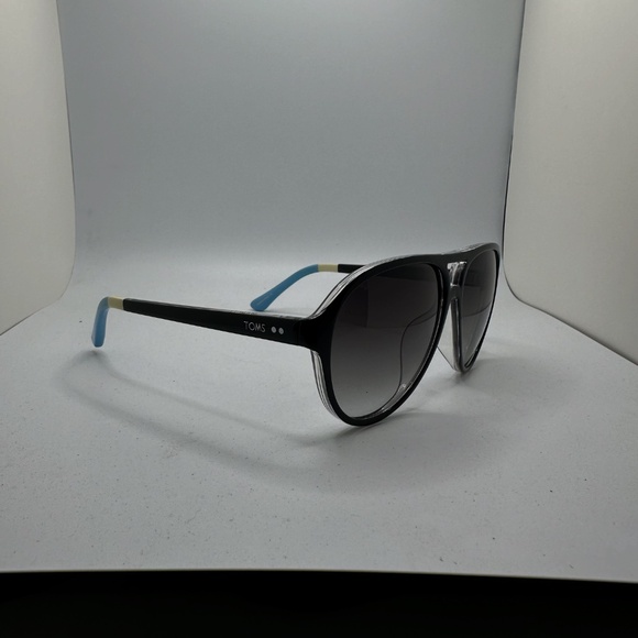 NWOT TOMS Sunglasses - Marco in Gloss Black with Grey Gradient Lens - Picture 2 of 2